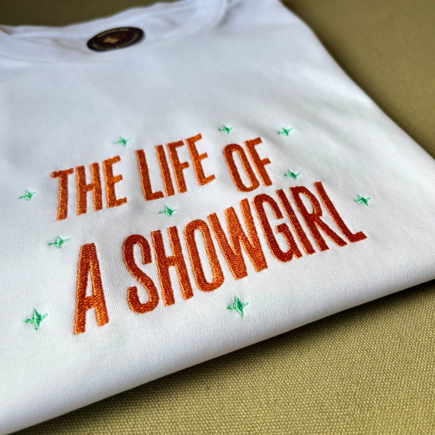 Remera bordada de Taylor Swift The life of a Showgirl