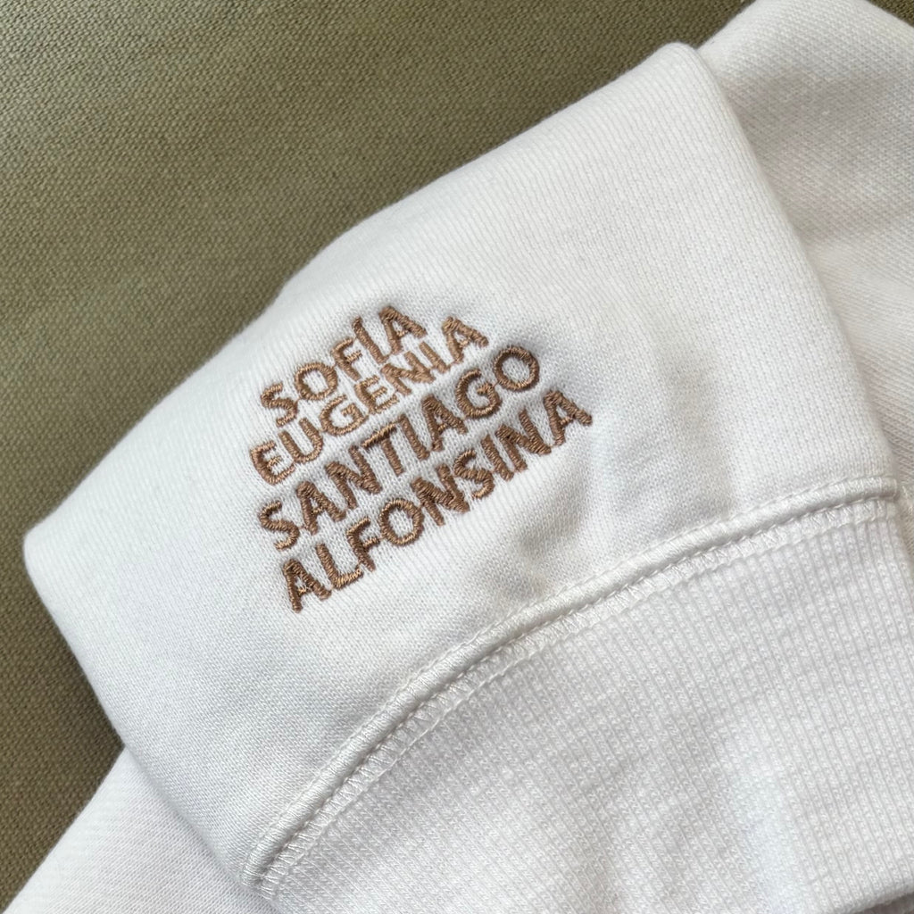 Buzo bordado "abuela" con flores y mariposas