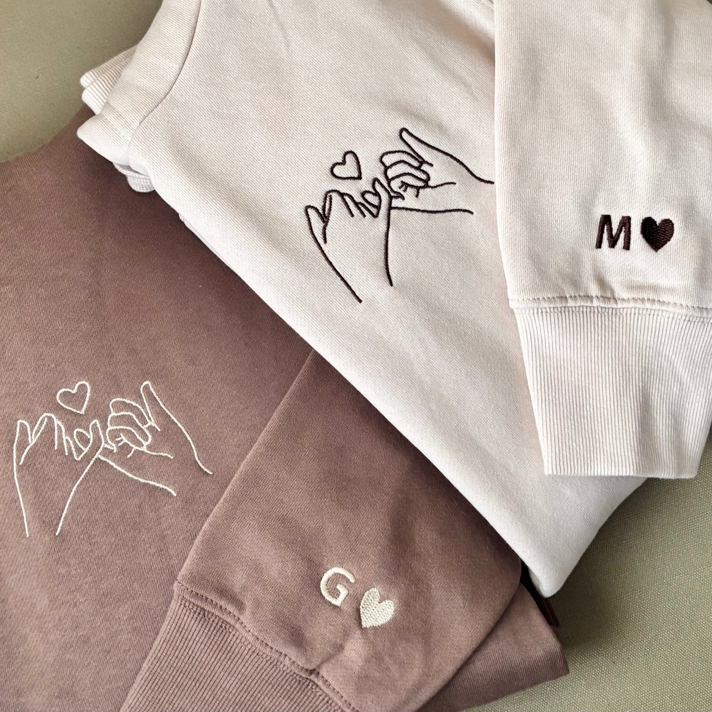 Set de dos canguros bordados pinky promise