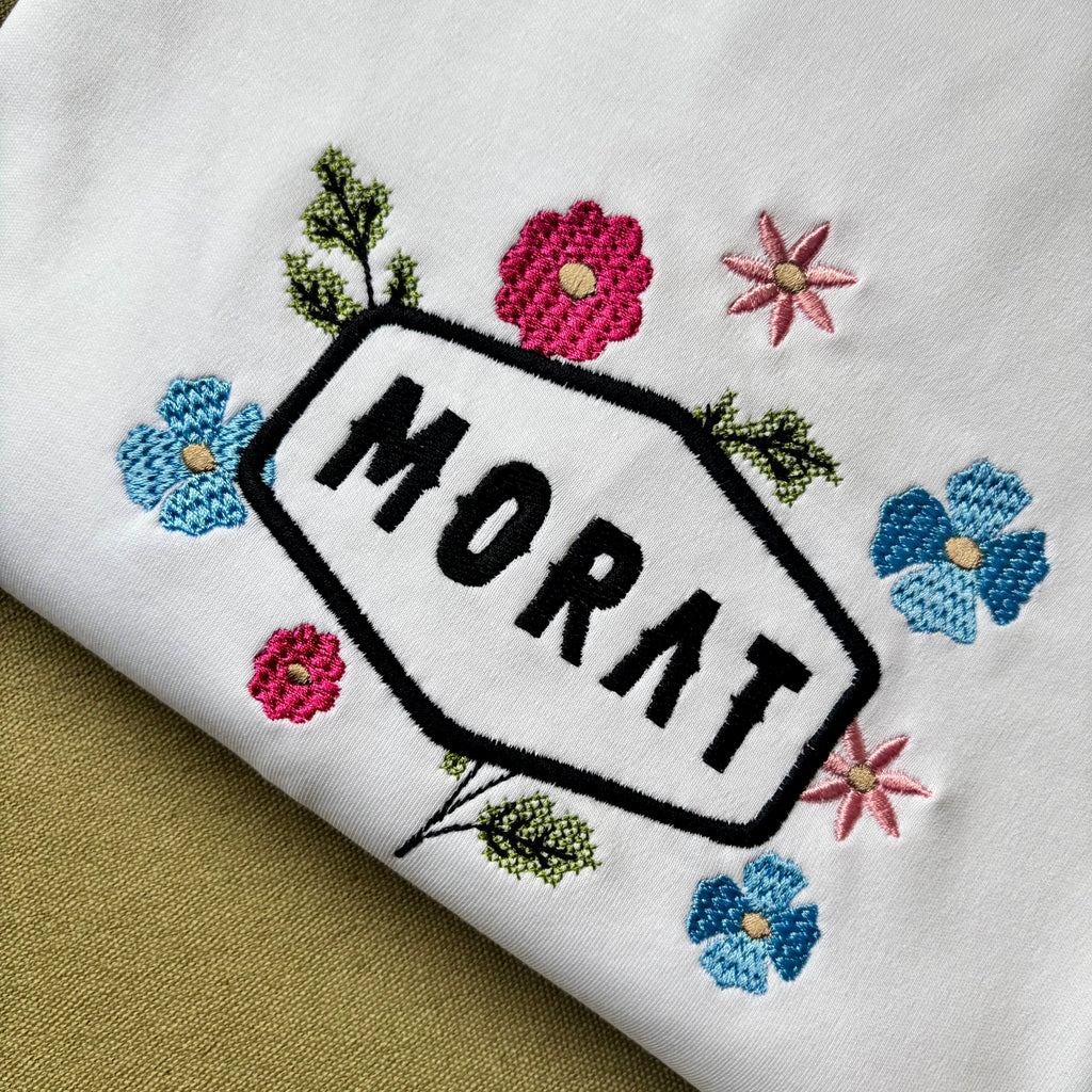 Remera bordada de Morat