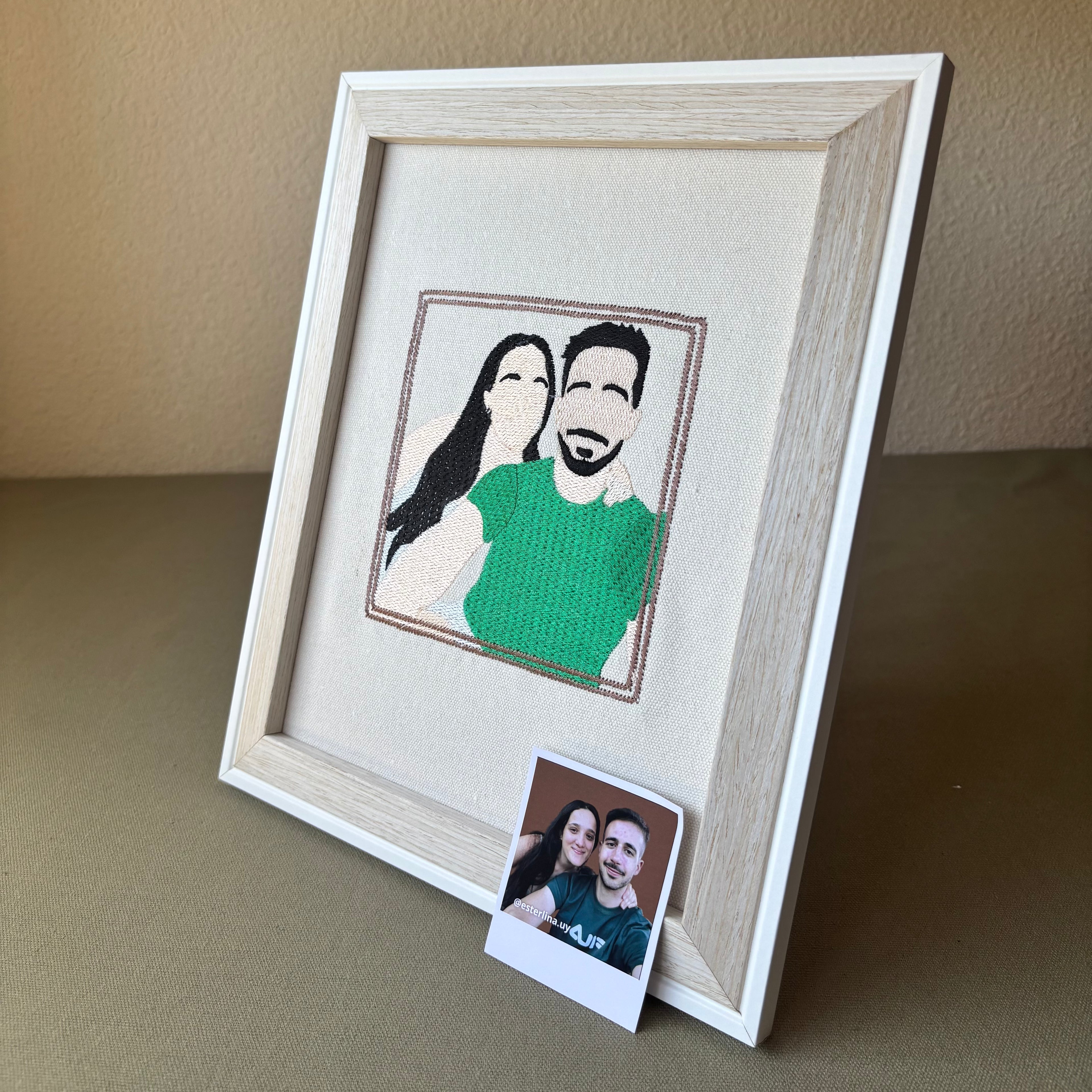 Cuadro con foto bordada