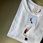 Remera con foto bordada