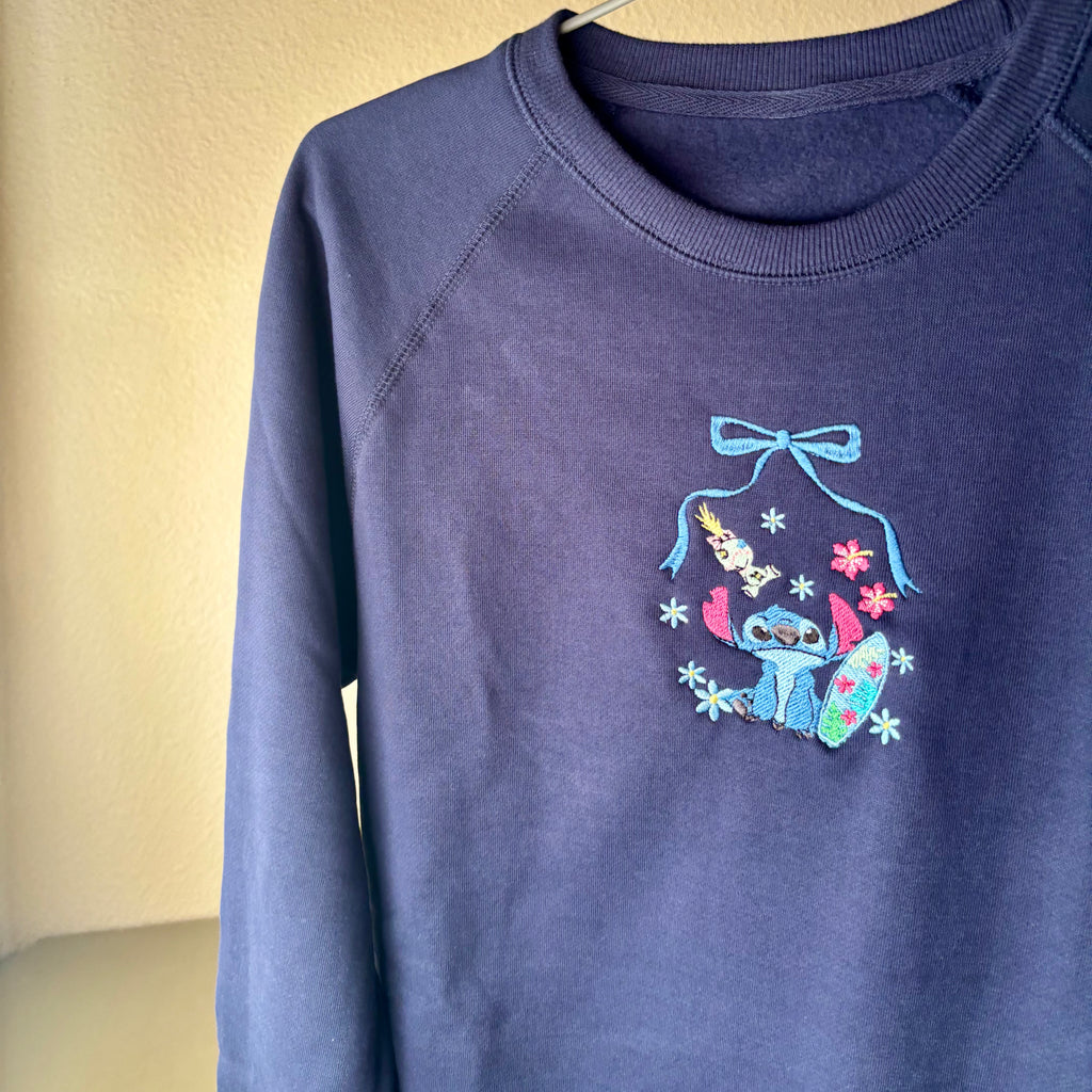 Buzo con Stitch bordado
