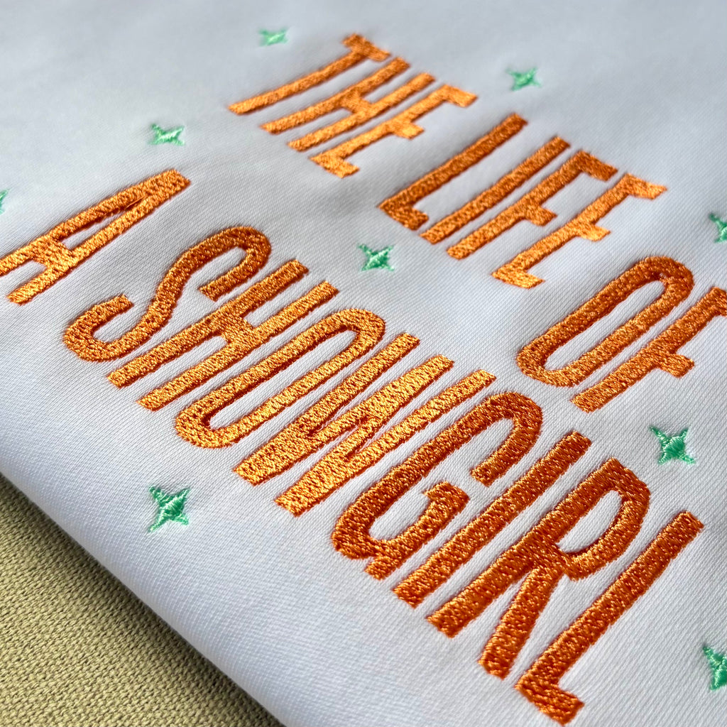 Remera bordada de Taylor Swift The life of a Showgirl