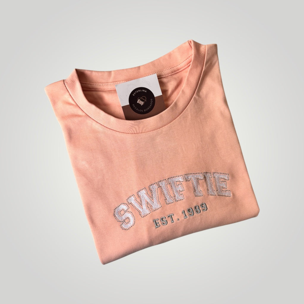Remera Swiftie 1989 bordada