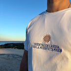 Remera bordada "oriental en la vida"