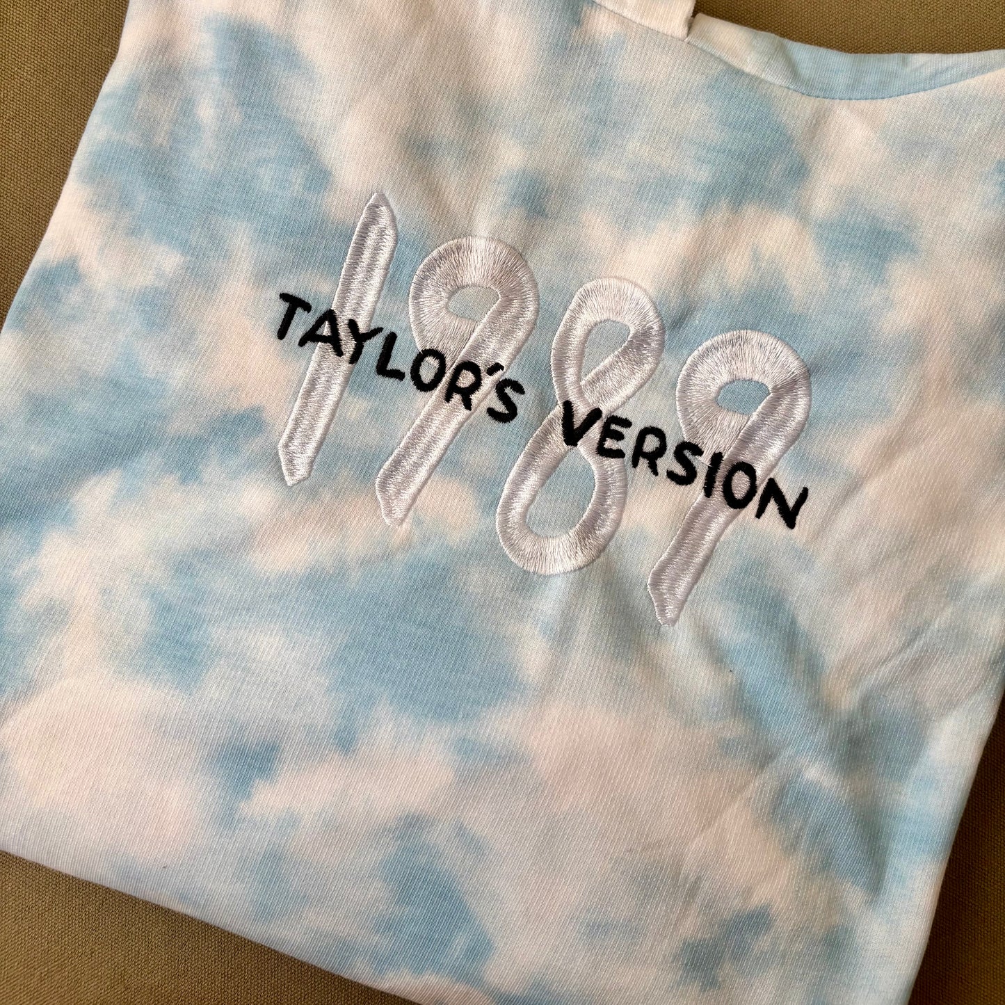 Canguro 1989 de Taylor Swift bordado
