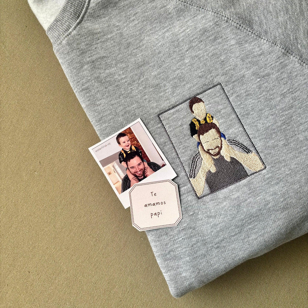 Buzo con foto bordada
