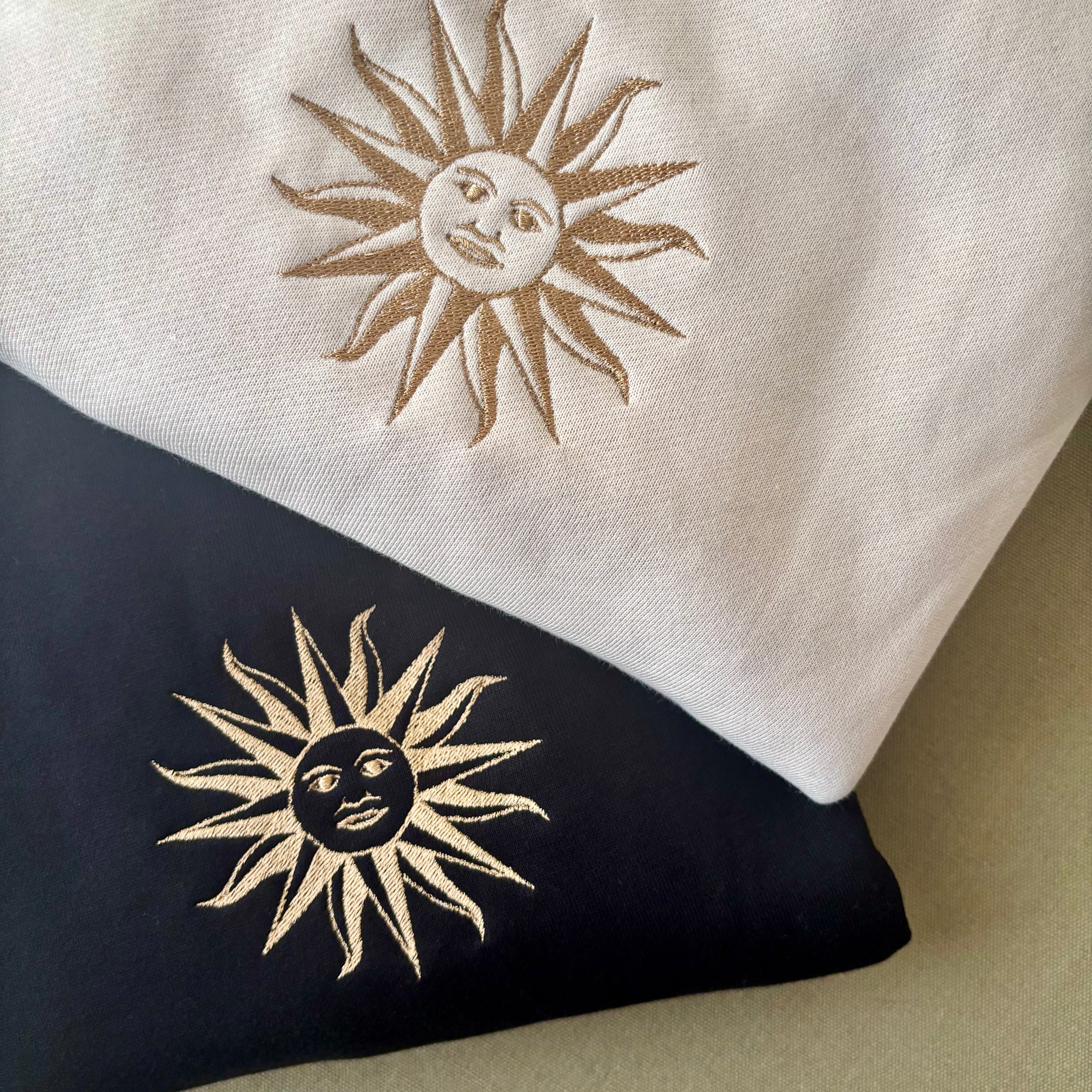 Buzo con sol uruguayo bordado