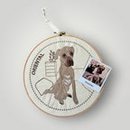 Bastidor con mascota bordada a color