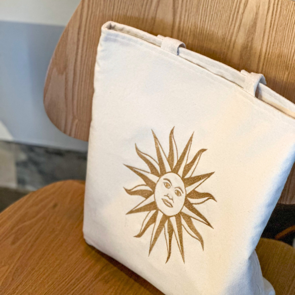 Bordado "Sol uruguayo"