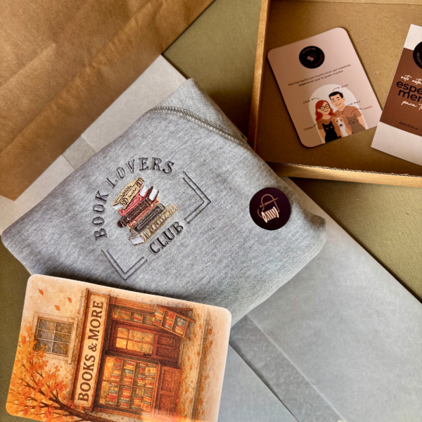 Bordado "Book Lovers Club"