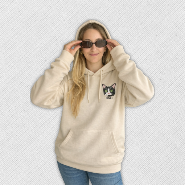 Canguro con mascota bordada