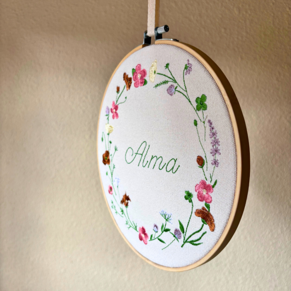 Bastidor infantil con nombre