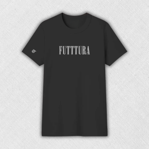 Remera con bordado "Tini FUTTTURA"