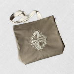 Tote bag con bordado «Escudo Nacional» – EDICIÓN ESPECIAL