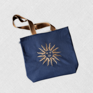 Tote bag con bordado "Sol uruguayo" - EDICIÓN ESPECIAL