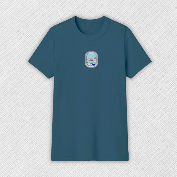 Remera básica con bordado "Ventana de avión"